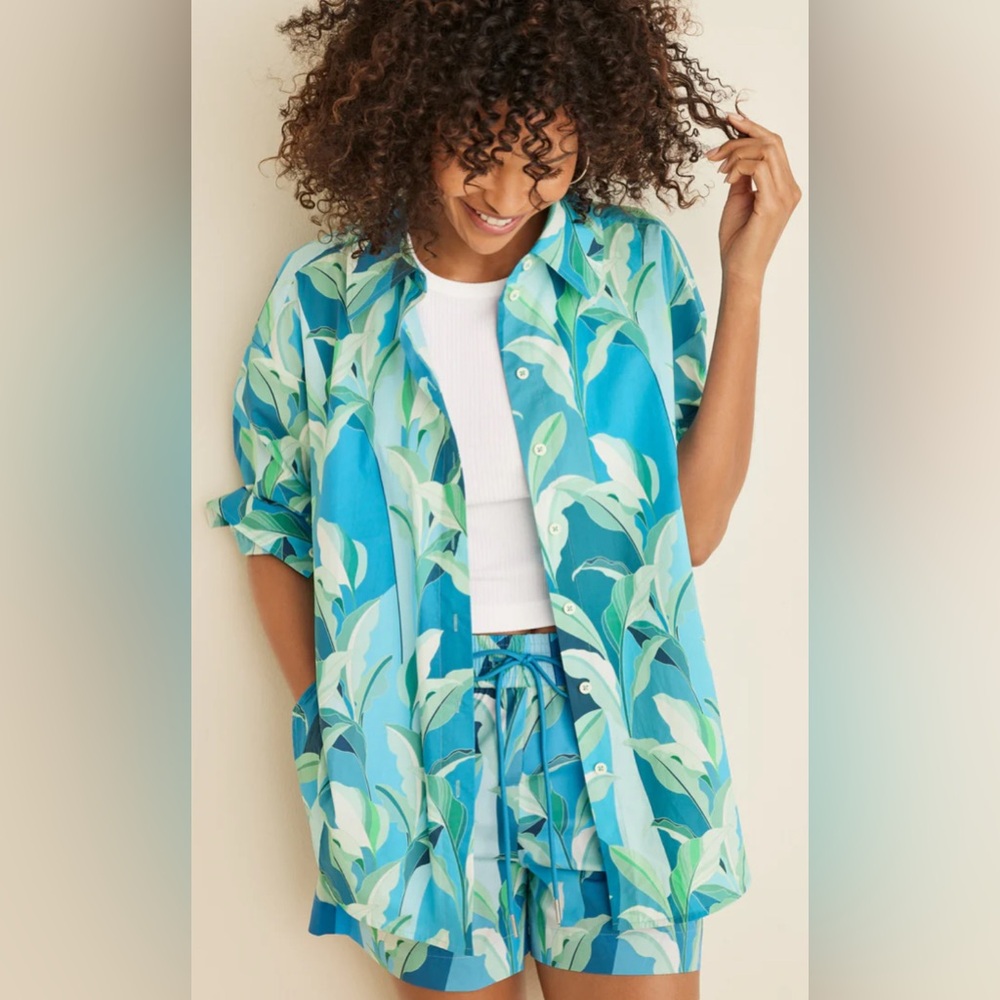 New VENUS Aqua and Teal Leaf Print Blouse Sz12